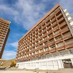 Les Lauzes D12 By Interhome Appartement